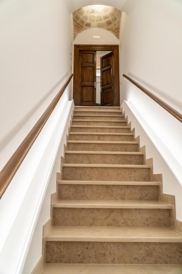 Vincent Suite Luxury B&B Palo del Colle Exterior photo