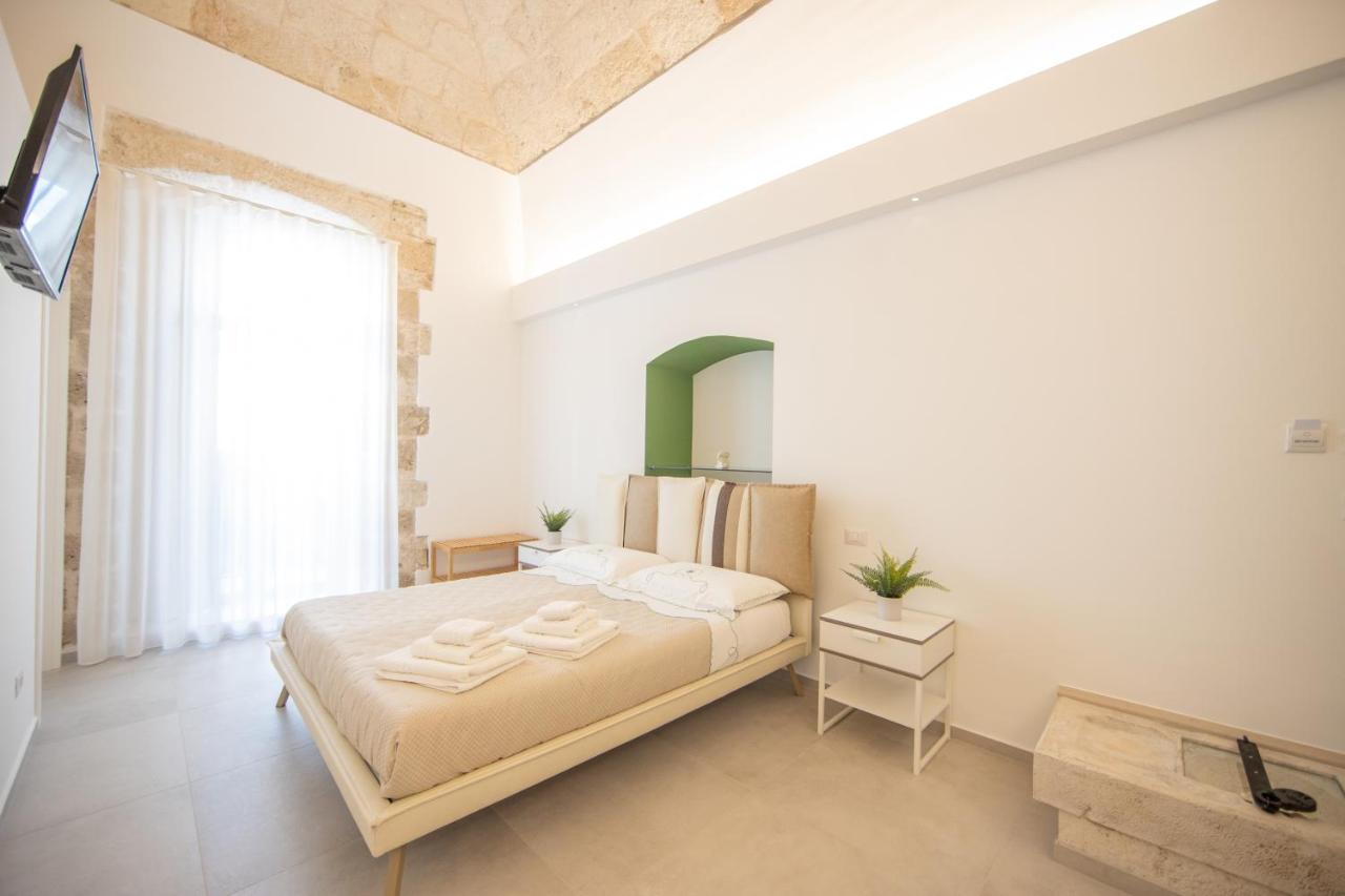 Vincent Suite Luxury B&B Palo del Colle Exterior photo
